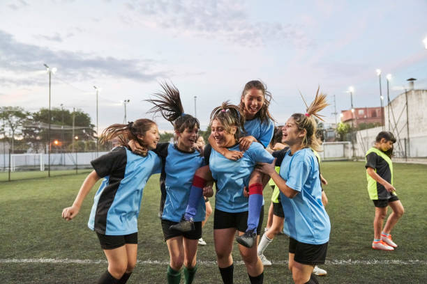 他以出色的 他以出色的